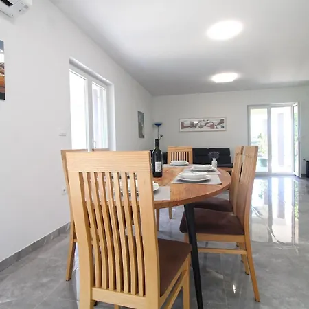 Fuer 6 Personen Ca 120 Qm In Banjole, Istrien Istrische Riviera Дом отдыха *