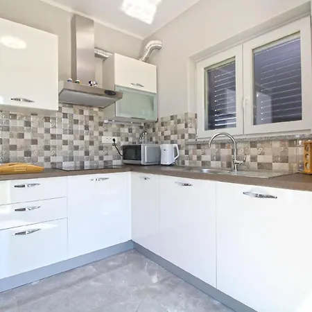 Дом отдыха Fuer 6 Personen Ca 120 Qm In Banjole, Istrien Istrische Riviera